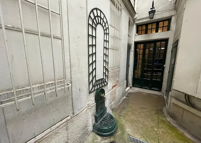 Atypique, Centre De Apartamento