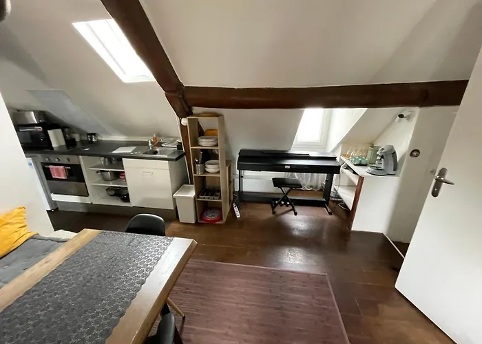 Apartment Atypique, Centre De Paris